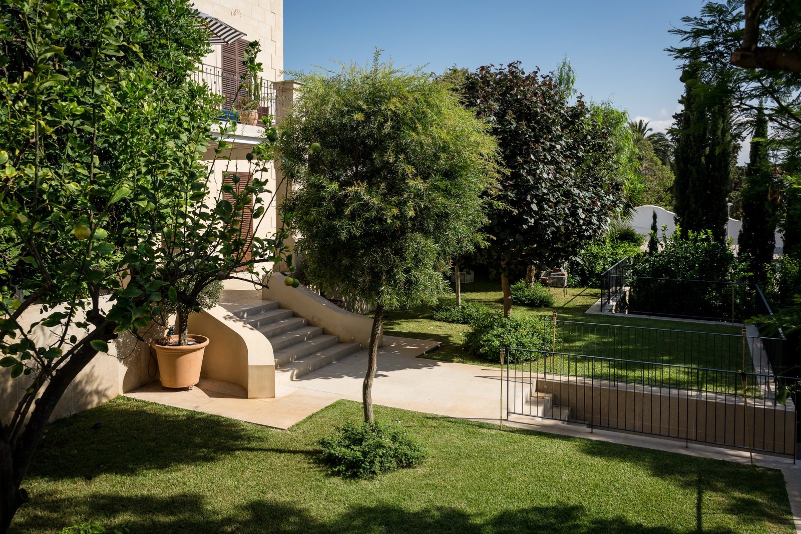 Under the Canopy of Palms — Landschaftsdesign auf Mallorca
